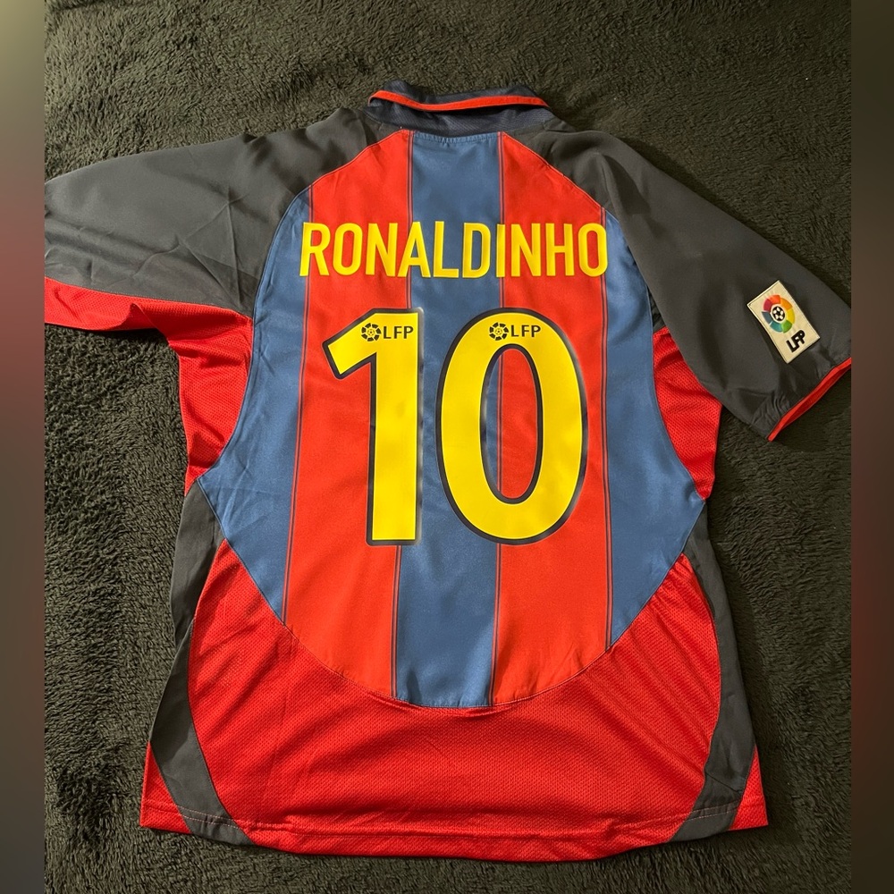 Ronaldinho #10 Barcelona retro 2003/2004 vintage home M-XL Jersey